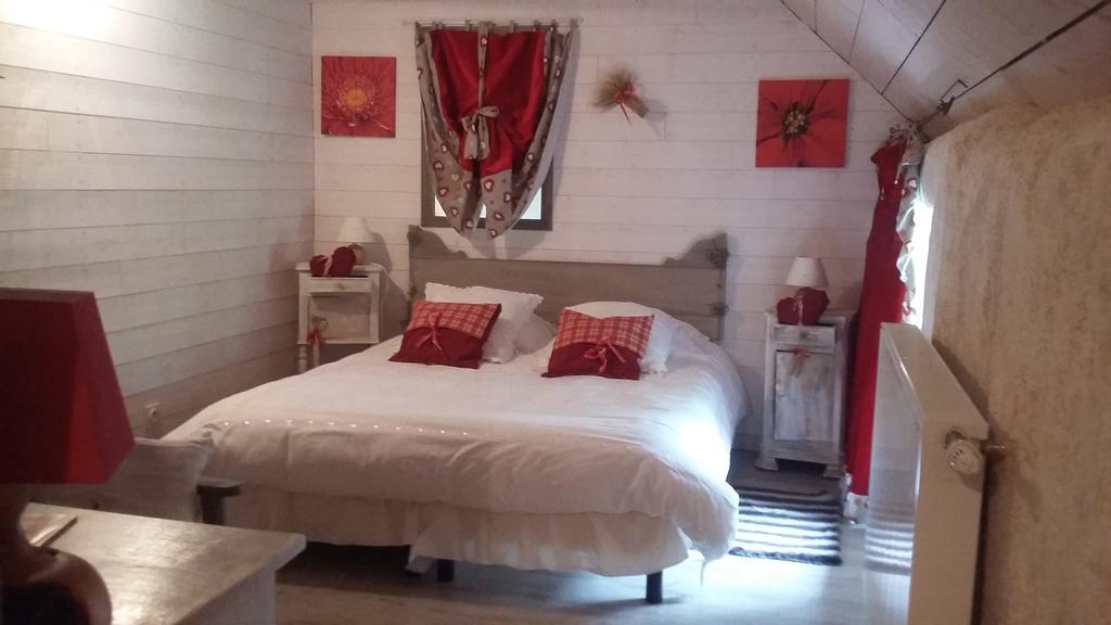 Aux Greniers A Reves Bed & Breakfast Plestan Dış mekan fotoğraf