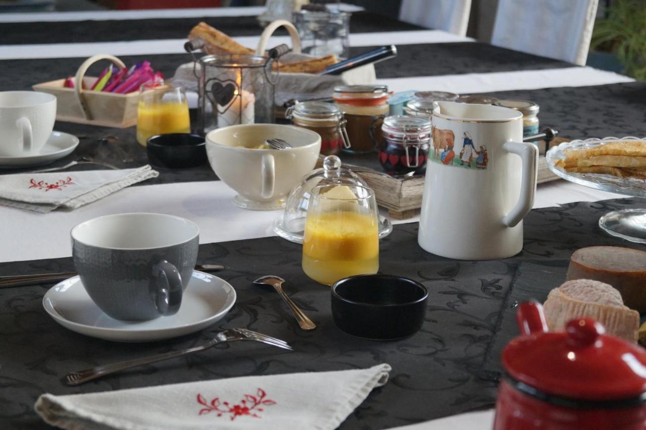 Aux Greniers A Reves Bed & Breakfast Plestan Dış mekan fotoğraf